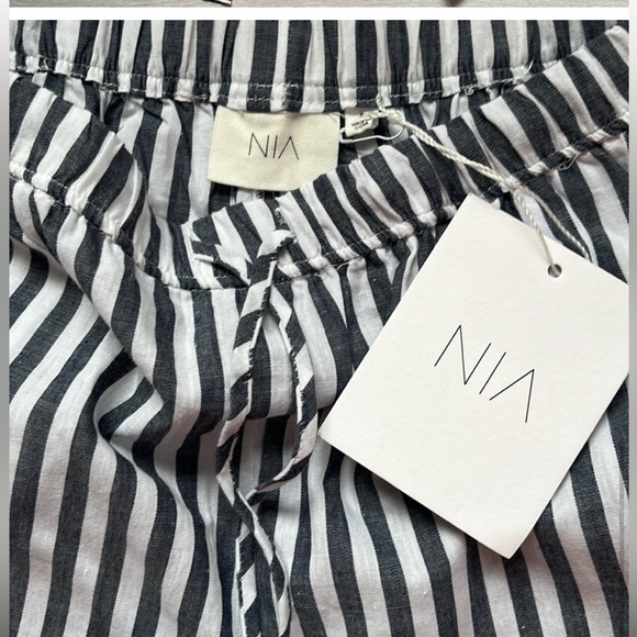 New NIA oasis cropped pants set, Angela cropped top, blue strip, coordinated set - Picture 9 of 10